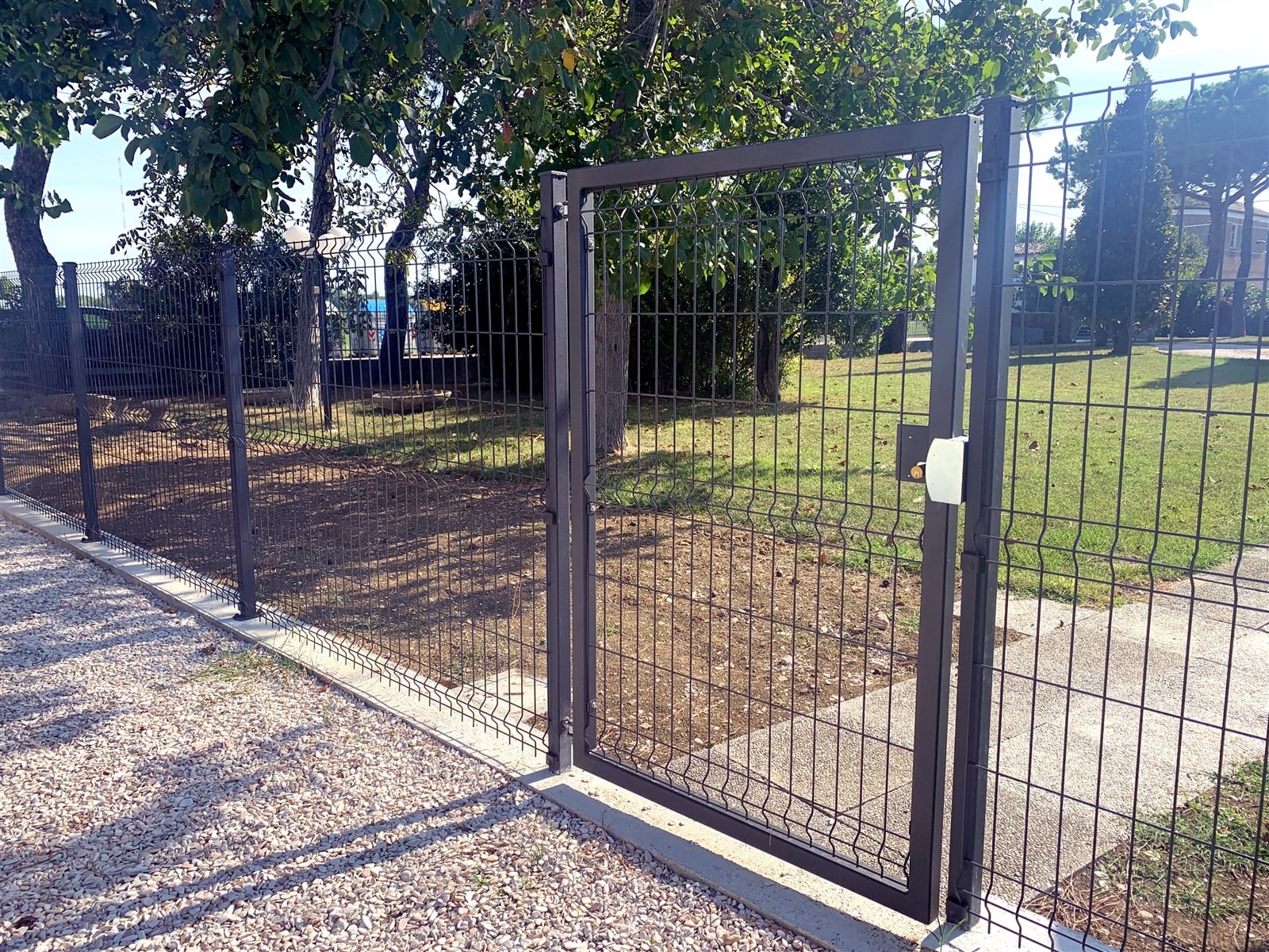 Recinzione Da Giardino In Metallo Con Cancello: 7 Pannelli + Cancello, 71 Cm, Per Cani Piccoli E Medi, Senza Scavi, Nero